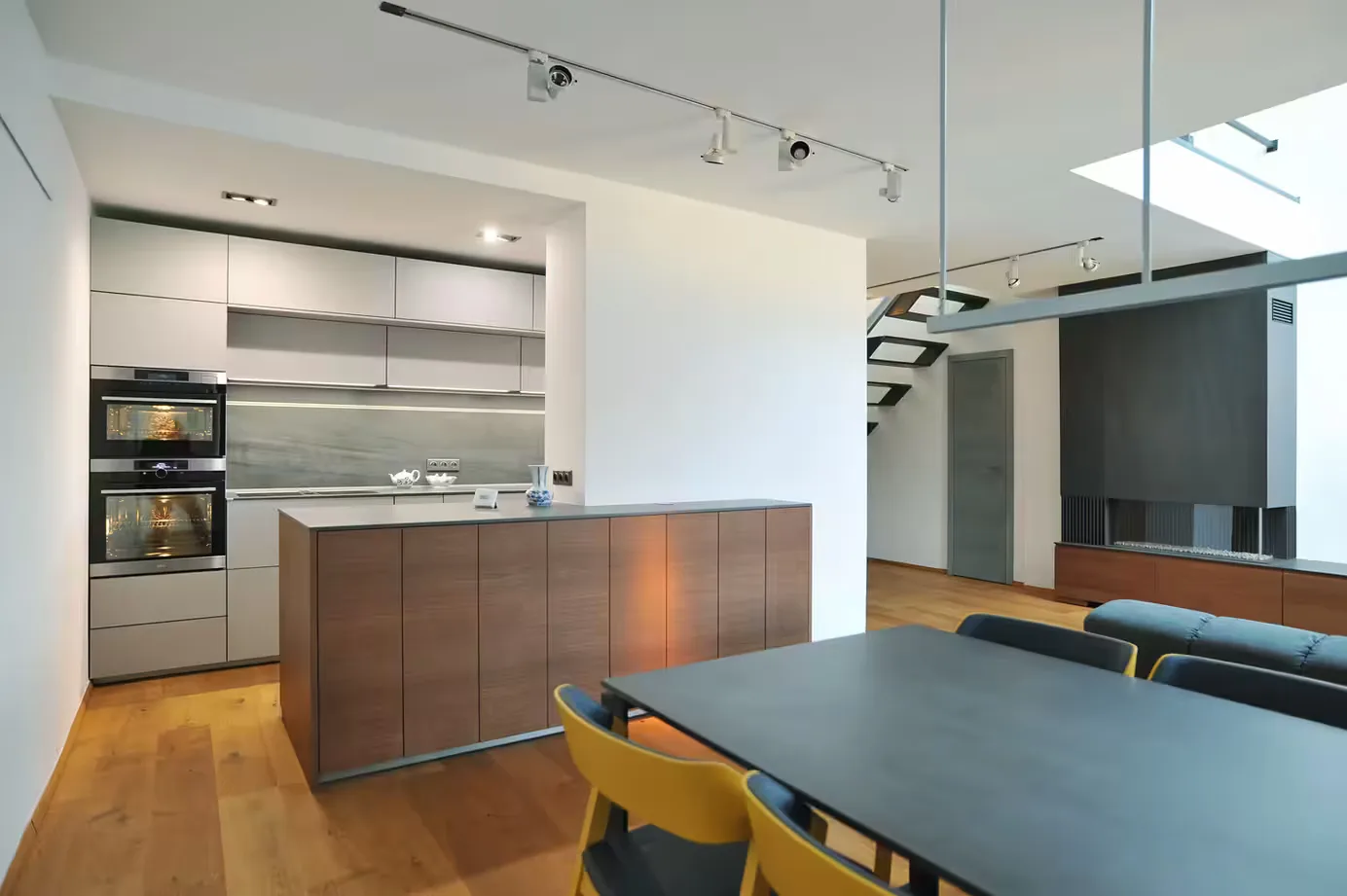 Kitchen next125 · Praha 3 - 2018 — photograph 9