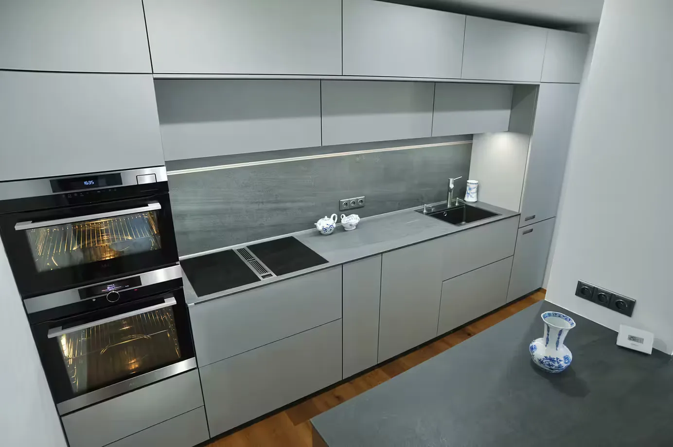 Kitchen next125 · Praha 3 - 2018 — photograph 6