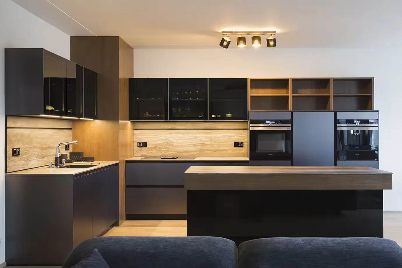 Kitchen Schüller C · Praha 4 - 2020 · brushed titanium — photograph 8