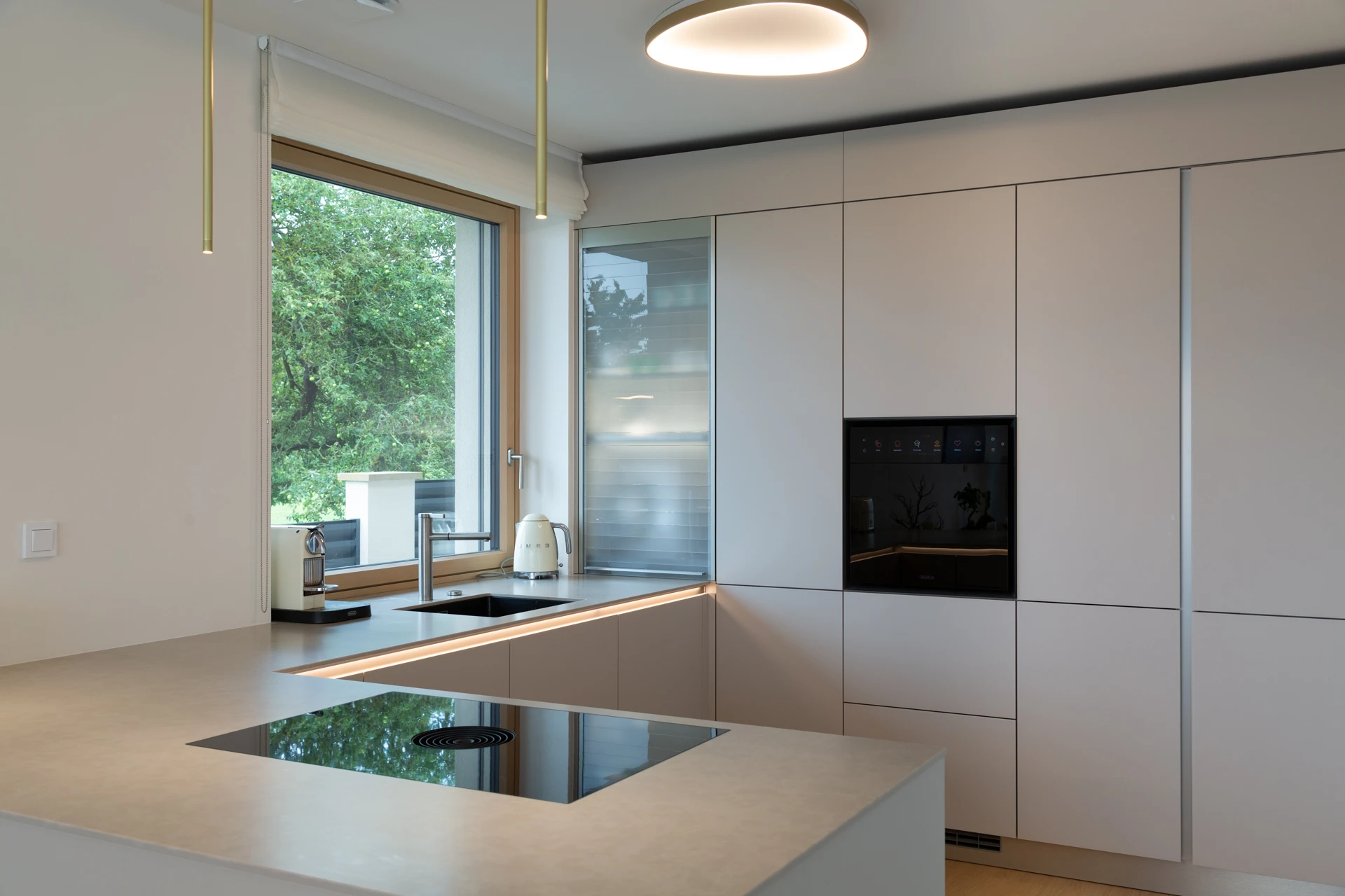Schüller Smartglass kitchen · Velký Chlumec 2026 — photograph 5