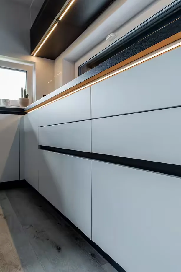 Kuchyně Schüller C · Mezouň - 2022 — fotografie 14